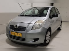 Toyota Yaris - 1.3 VVTi Sol I 5DRS I Airco I Lage km stand I