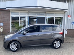 Toyota Verso S - 1.3 VVT-i Dynamic