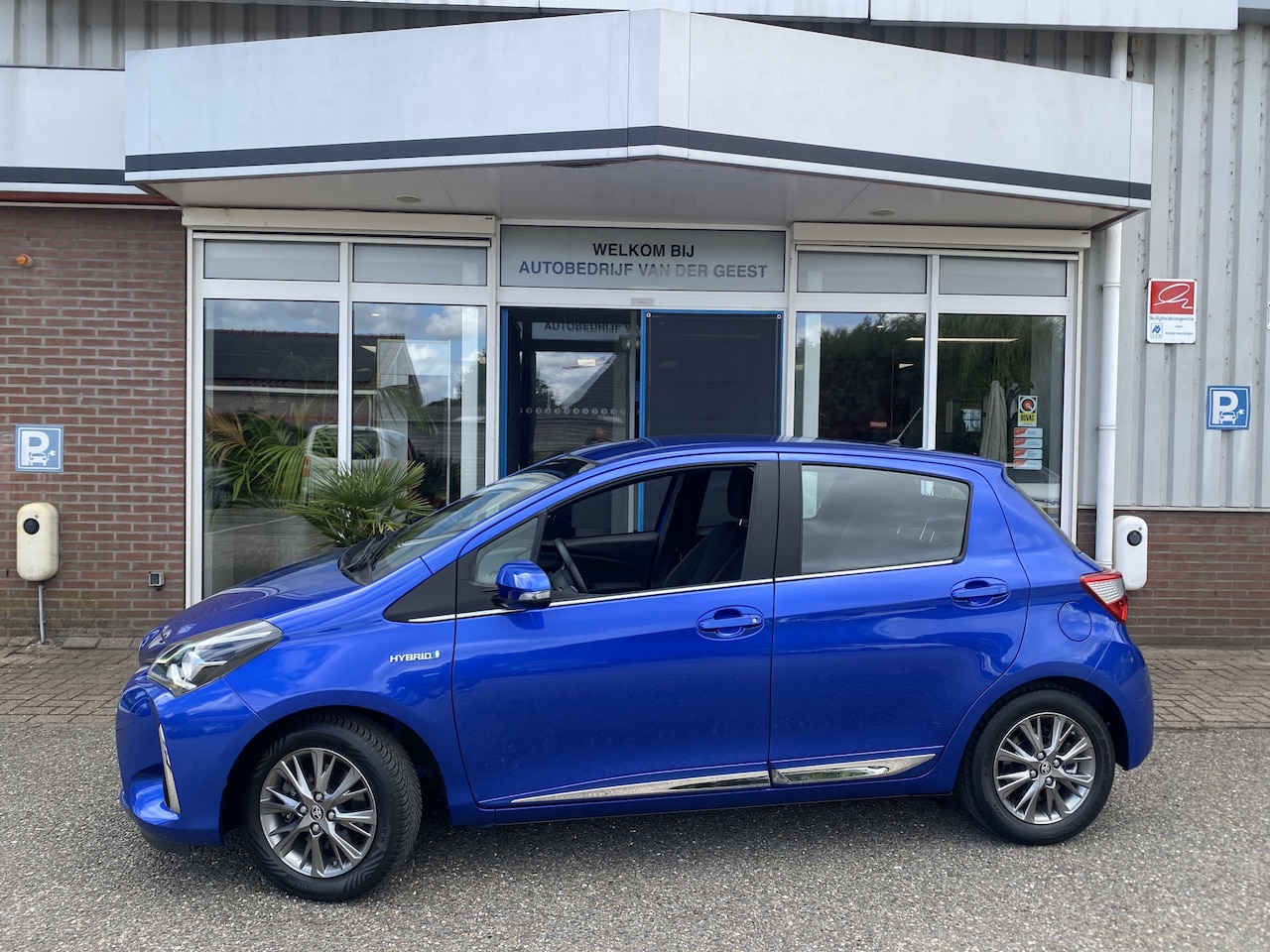Toyota Yaris - 1.5 Hybrid Executive Trekhaak - AutoWereld.nl