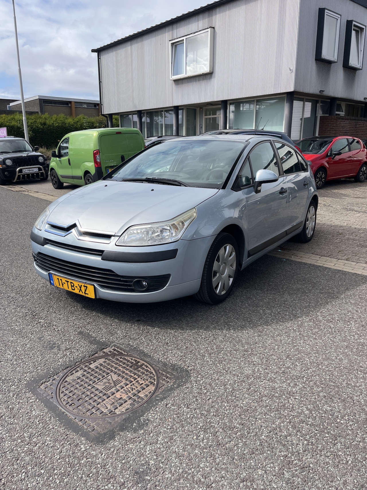 Citroën C4 - 1.6-16V Ligne Business 5 Deurs,Clima,Apk 29-05-2027 Keurig nette en goed rijdende C4 - AutoWereld.nl