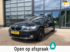 BMW 3-serie Coupé - 325i , Navi, Leer/stof, NL-Auto