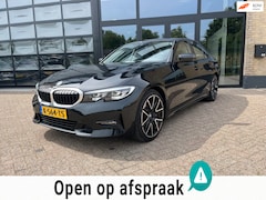 BMW 3-serie - 320i High Executive, Automaat, Dealer Onderhouden