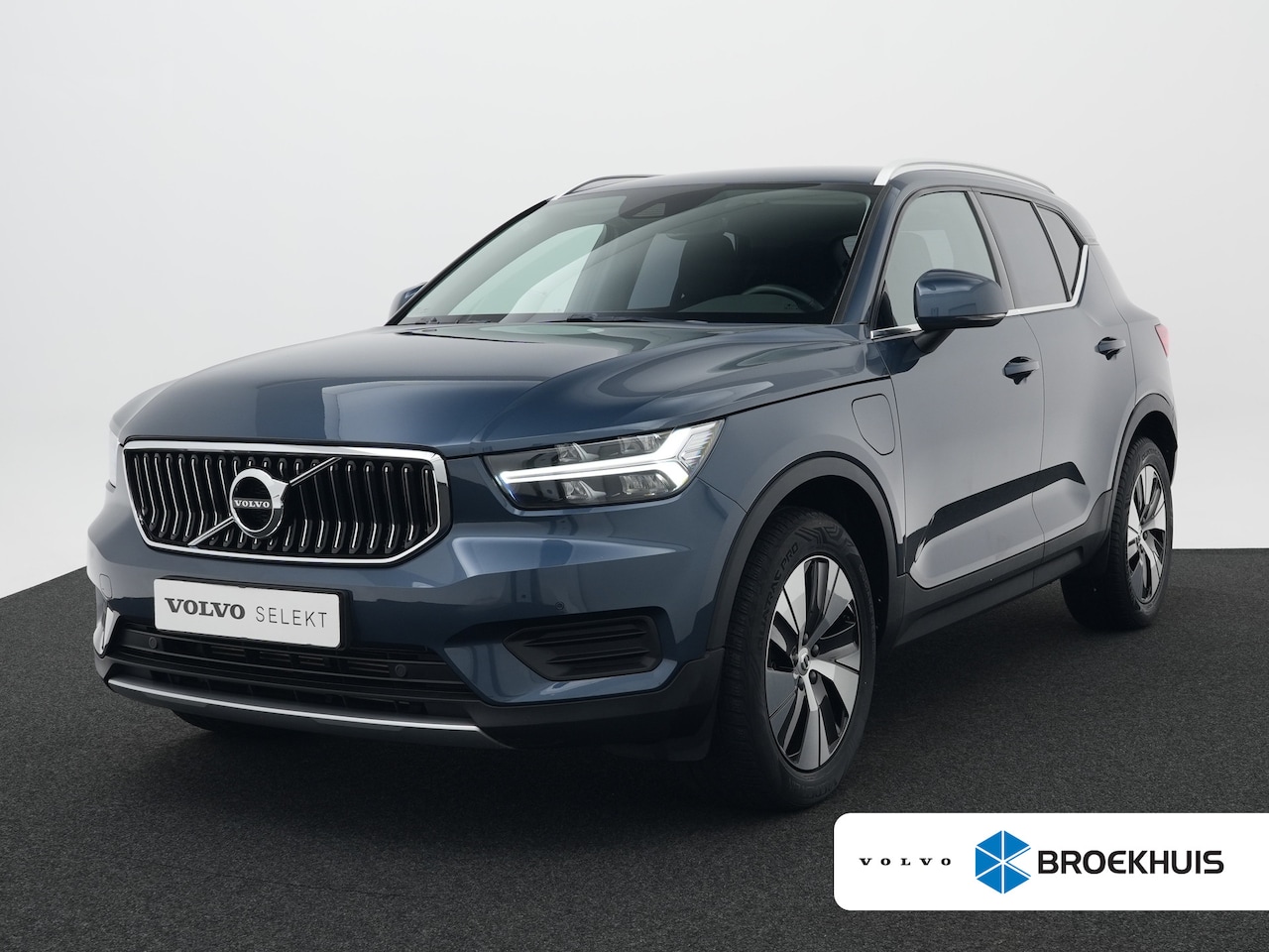 Volvo XC40 - T4 Recharge Inscription Expression | Standkachel | Camera | Navigatie | On Call | Cruise C - AutoWereld.nl