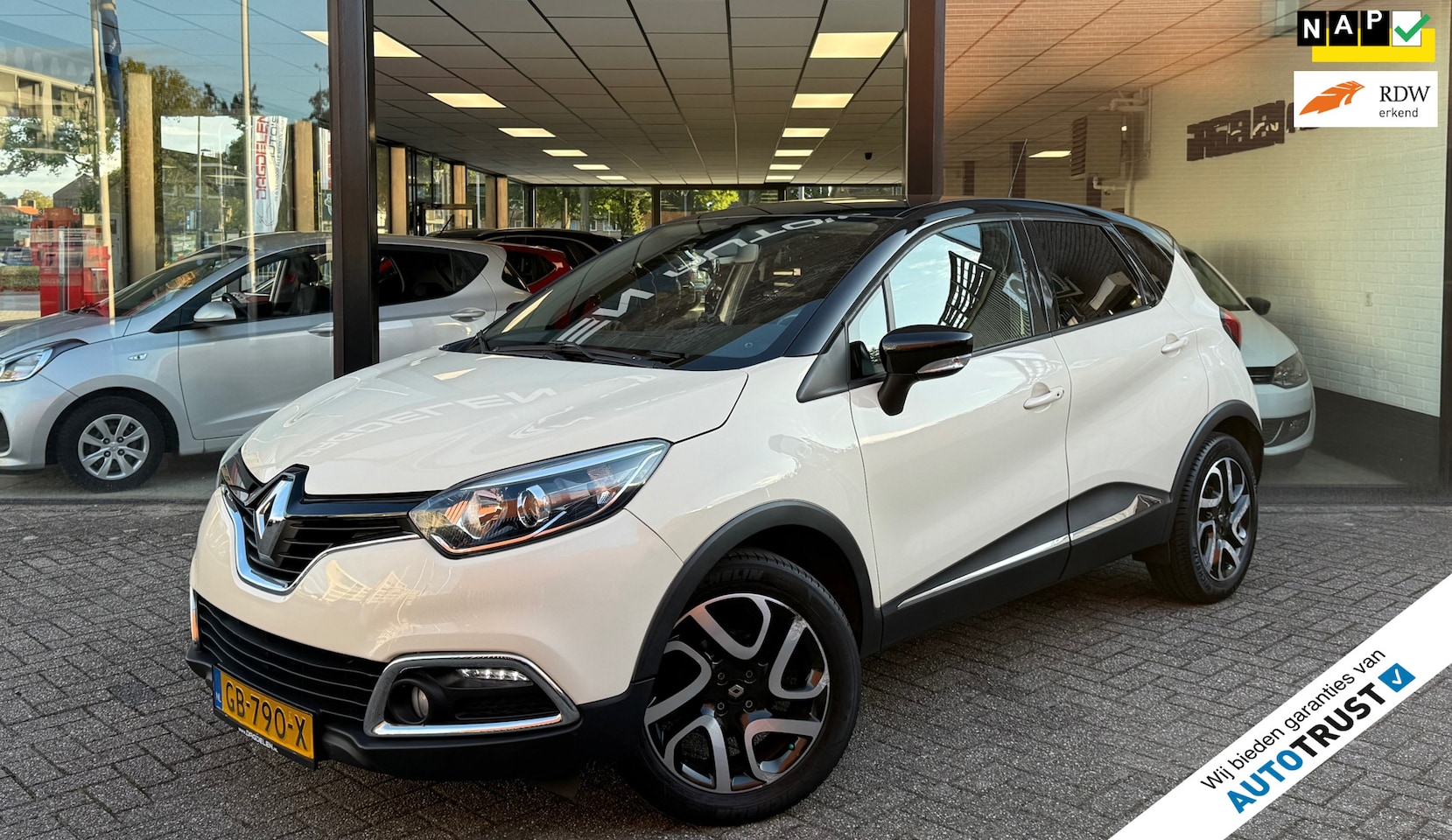 Renault Captur - 0.9 TCe 2e EIG | CAMERA | NAVI | CLIMATE | NAP - AutoWereld.nl