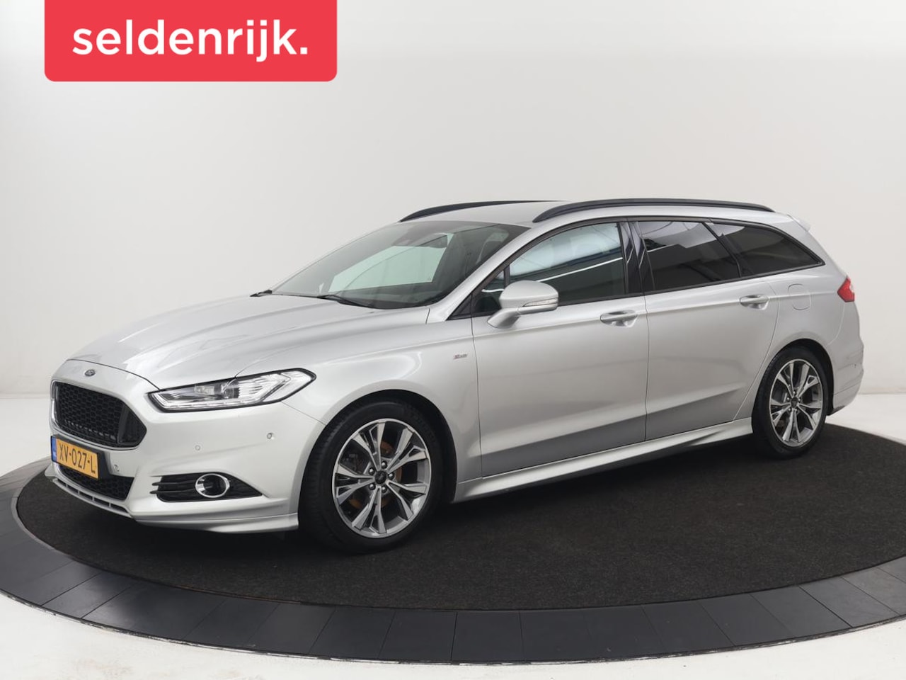 Ford Mondeo - 1.5 ST Line | Trekhaak | Stoelverwarming | Keyless | Carplay | Navigatie | Stuurverwarming - AutoWereld.nl