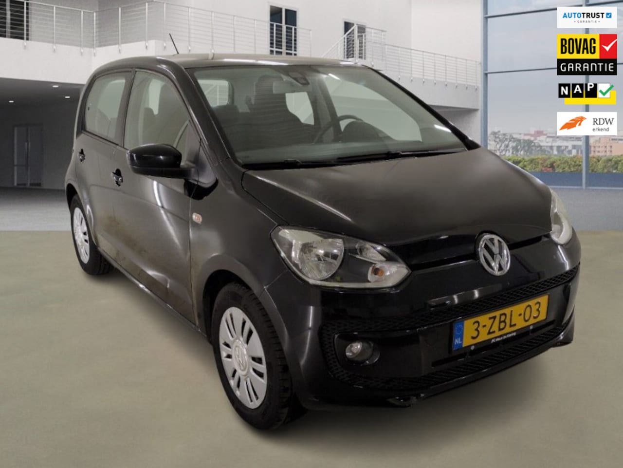 Volkswagen Up! - 1.0 move up! BlueMotion 79.997 km +NAP NL-auto - AutoWereld.nl
