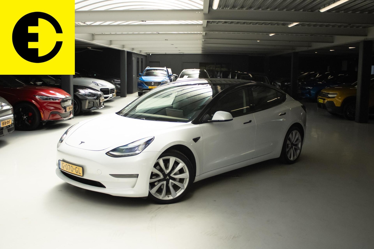 Tesla Model 3 - Long Range AWD 75 kWh | SOH 89% | LMV | Stoelverwarming - AutoWereld.nl