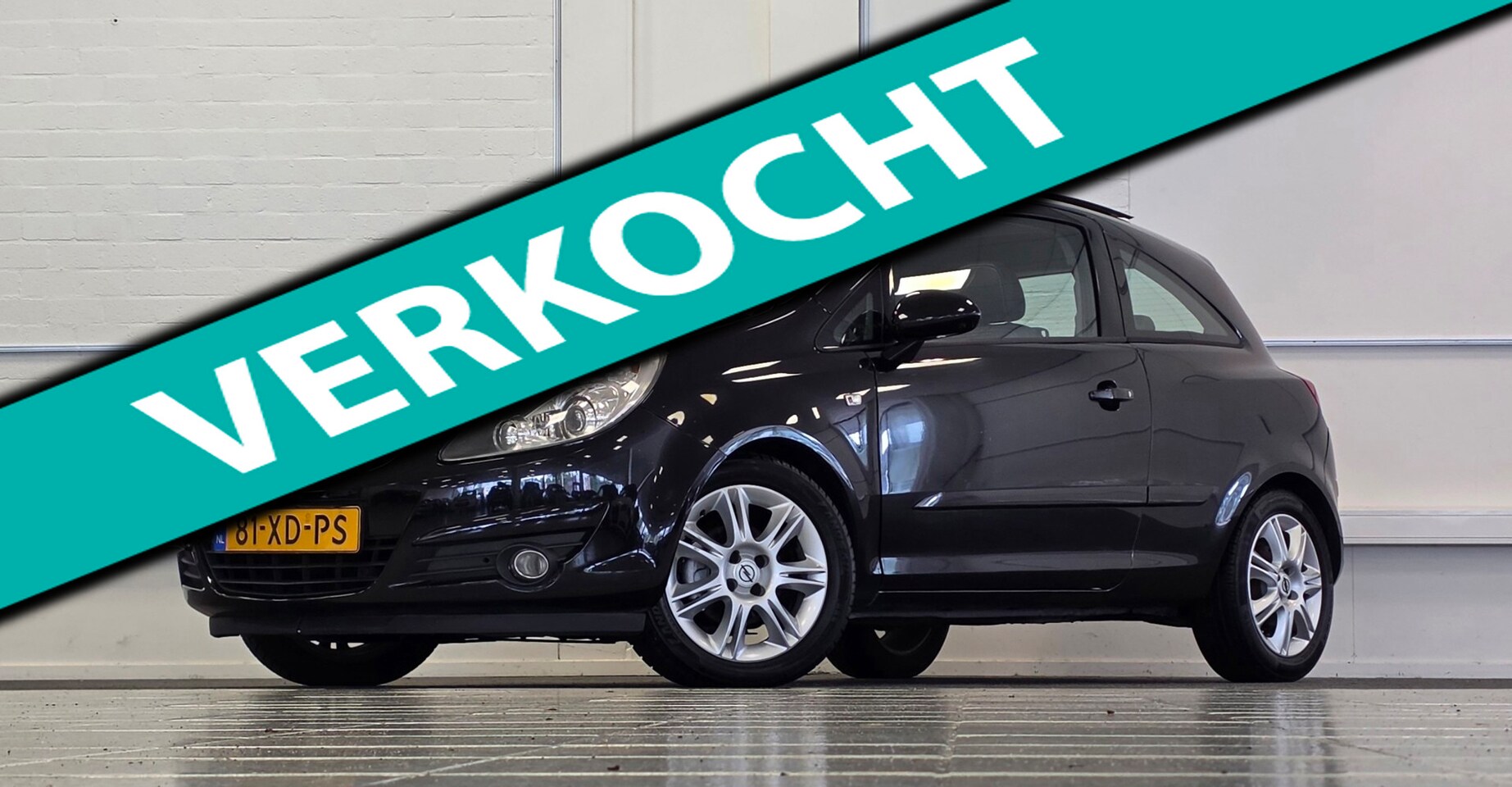 Opel Corsa - 1.4i 16V Cosmo Automaat Schuifkantel/dak 1e Eigenaar Garantie - AutoWereld.nl