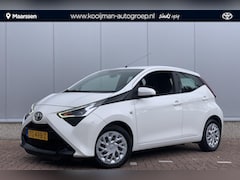Toyota Aygo - 1.0 VVT-i x-play / 1e eigenaar / Camera / Dealer Onderhouden
