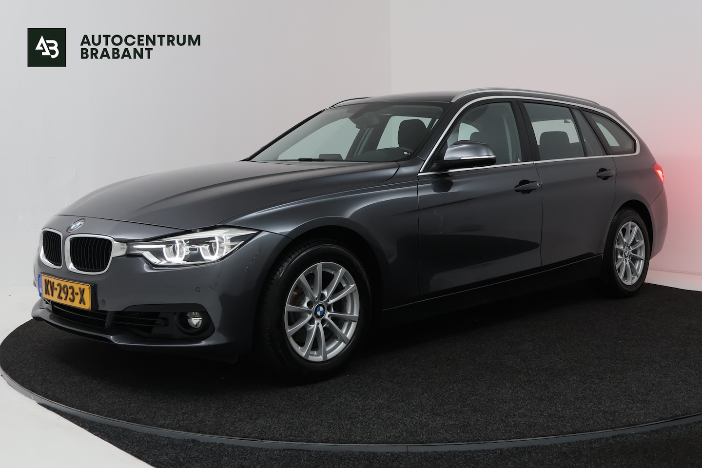 BMW 3-serie Touring - 320i Centennial Executive (CRUISE CONTROL, NAVIGATIE, DEALER ONDERHOUDEN) - AutoWereld.nl