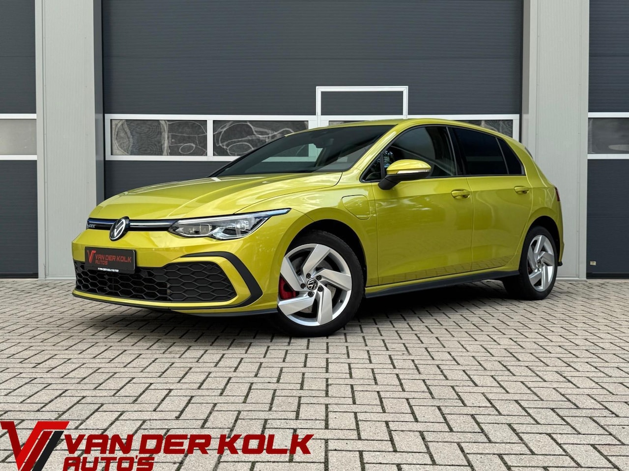 Volkswagen Golf - 1.4 eHybrid GTE 245PK | IQ Drive | Digital Cockpit | Sportstoelen | LED | Stuur/Stoelverwa - AutoWereld.nl