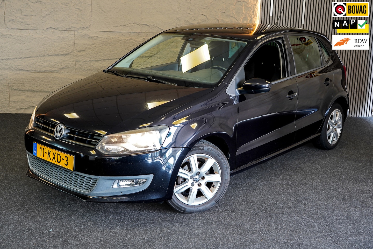 Volkswagen Polo - 1.2 TSI Highline|NAP|2E EIG|AIRCO|CRUISE|VELGEN|SPORTSTOELEN - AutoWereld.nl