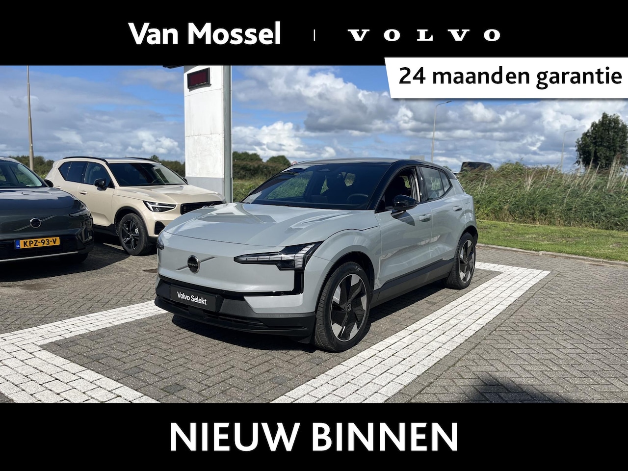 Volvo EX30 - Single Motor Extended Range Plus 69 kWh | Harman / Kardon | Parkeercamera | Trekhaak | Ada - AutoWereld.nl