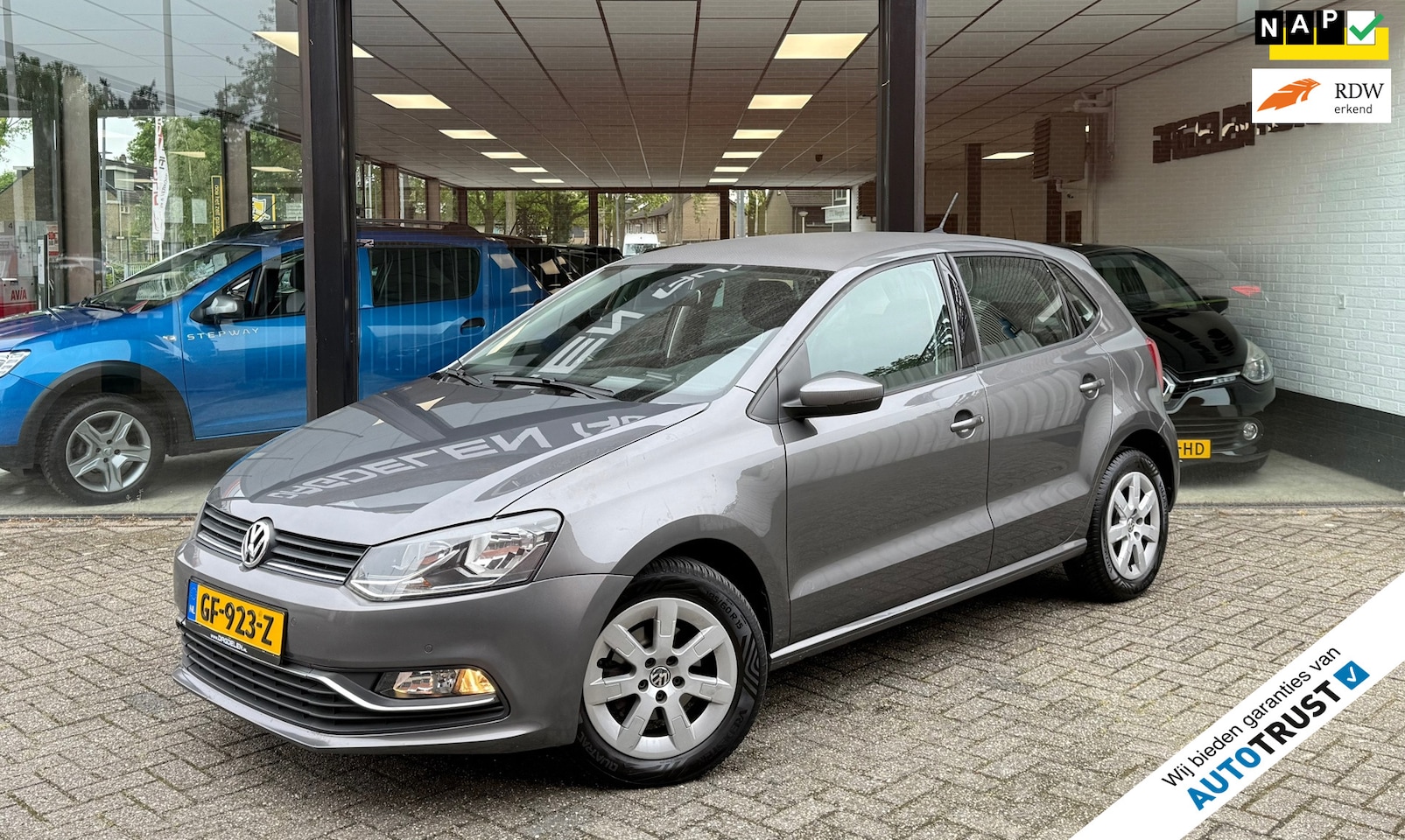 Volkswagen Polo - 1.2 TSI AUTOMAAT | CRUISE | NAVI | PDC | NAP - AutoWereld.nl