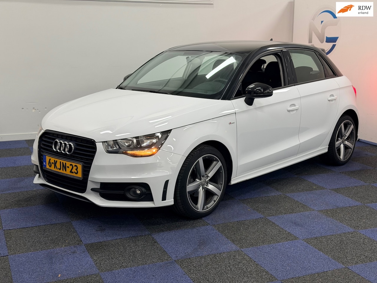 Audi A1 Sportback - 1.2 TFSI Admired / DEALER ONDERHOUDEN / RIJDT SCHAKELT GOED / NETTE AUTO - AutoWereld.nl
