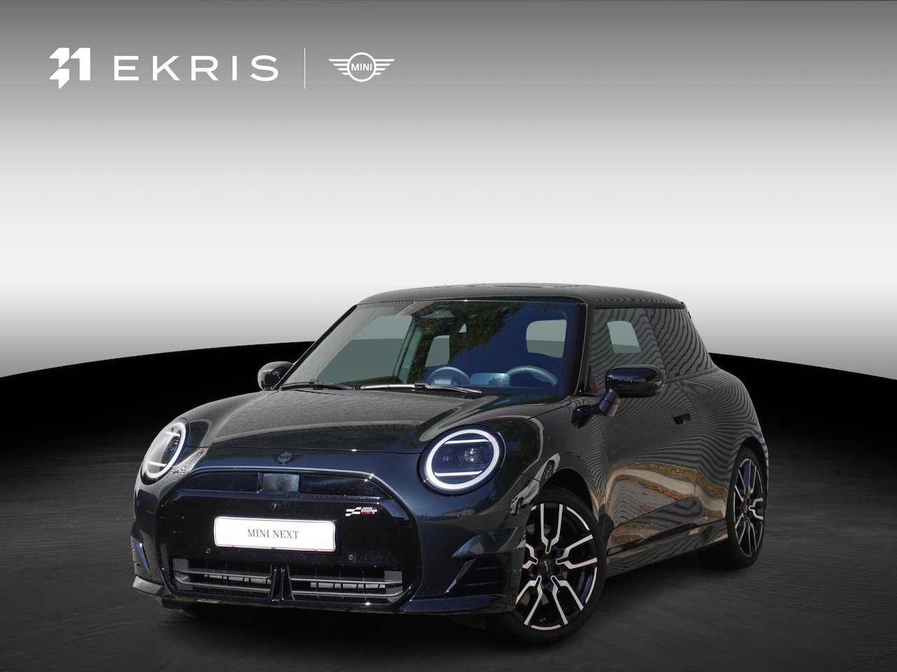 MINI 3-Deurs - Cooper E John Cooper Works | Pakket XL | Glazen Panoramadak | Elektrisch verstelbare stoel - AutoWereld.nl