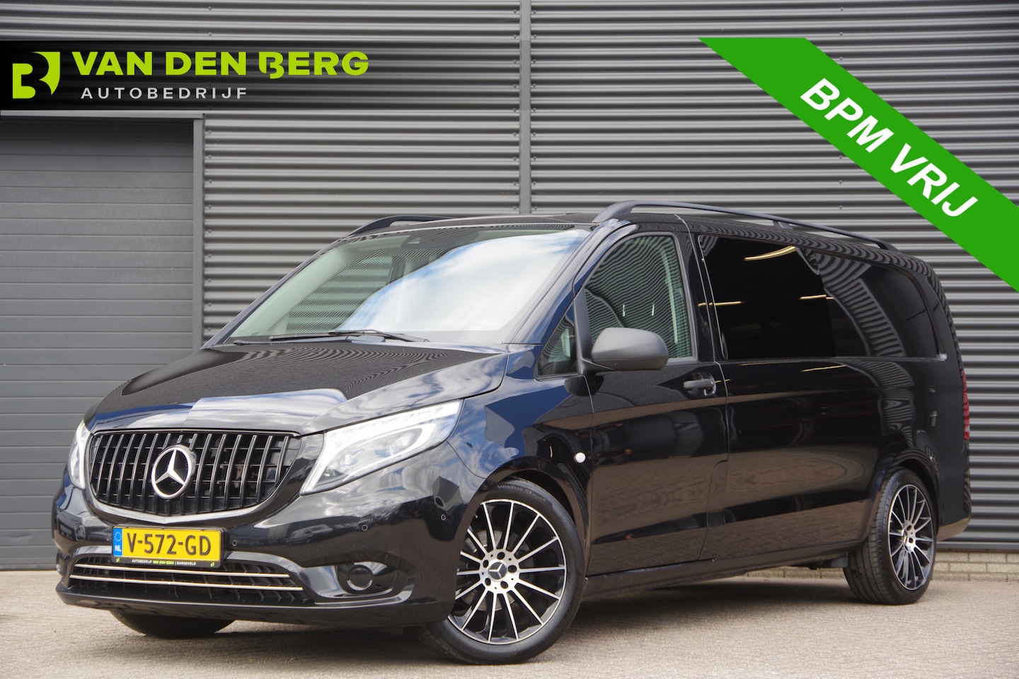 Mercedes-Benz Vito - 116 CDI XL L3 AUT. DC-5P, LED, LEDER, 19'' LMV, TREKHAAK, STOELVERWARMING, NAP, CRUISE, CA - AutoWereld.nl