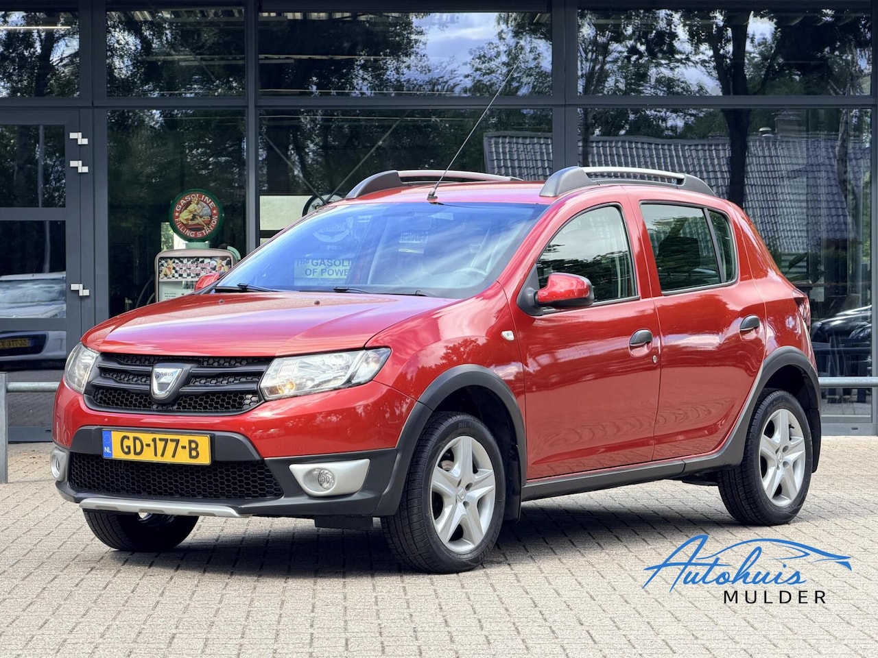 Dacia Sandero Stepway - 0.9 TCe Ambiance | Airco | Trekhaak | PDC | Goed Onderhouden - AutoWereld.nl
