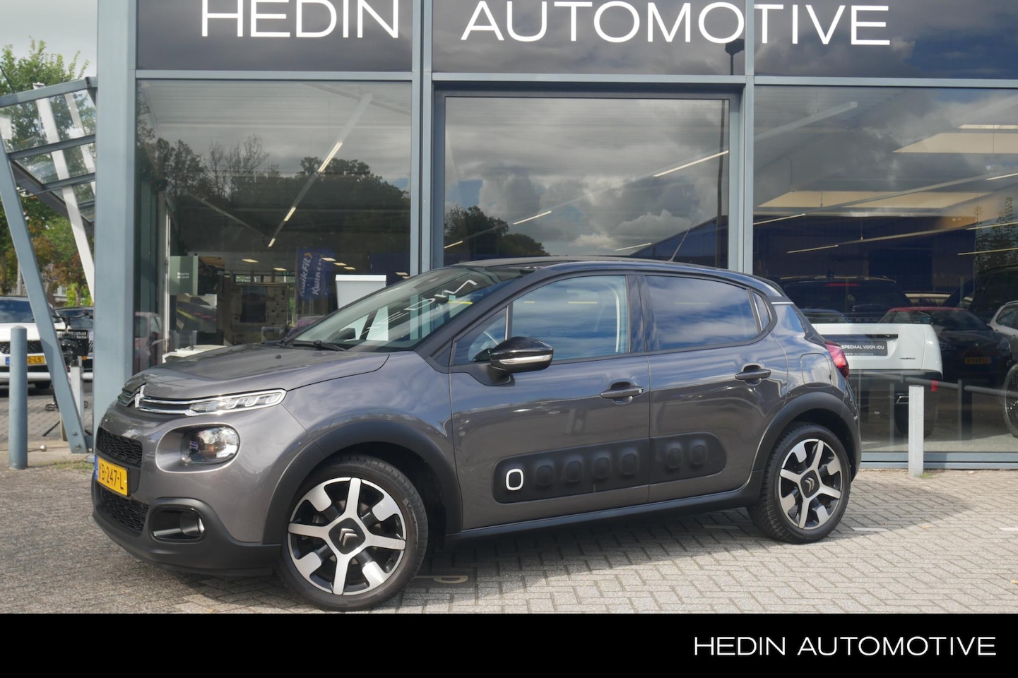 Citroën C3 - 1.2 110PK S&S Shine | Camera | Android Auto/Apple Carplay | Climate Control | PDC Achter | - AutoWereld.nl