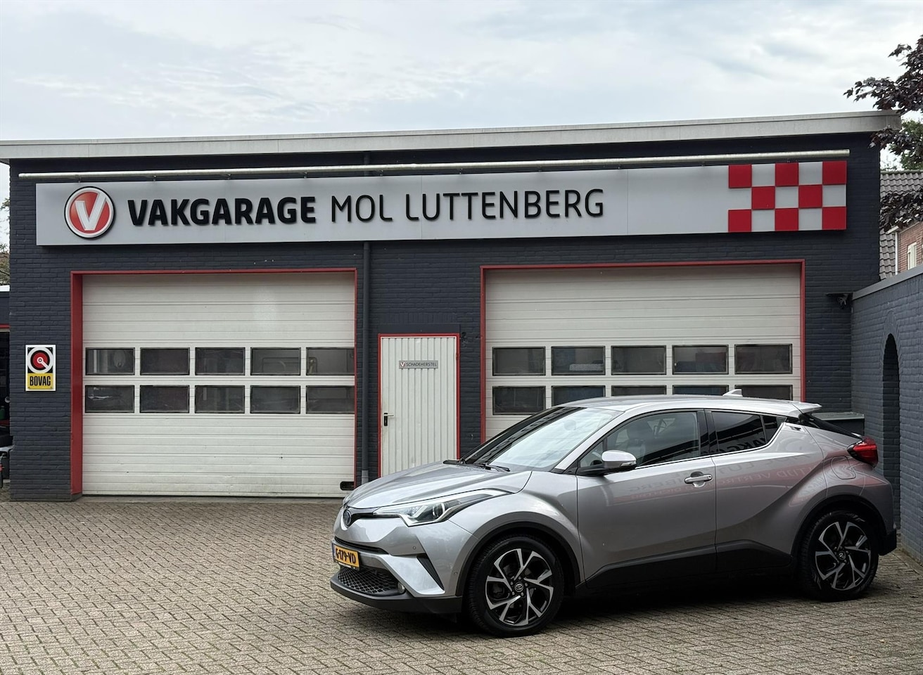 Toyota C-HR - 1.8 Hybrid 122pk CVT Executive, TREKHAAK - AutoWereld.nl