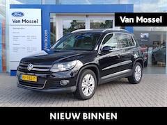 Volkswagen Tiguan - 1.4 TSI Sport&Style | Trekhaak | Stoelverwarming | Climate Control | PDC V+A | Navigatie |