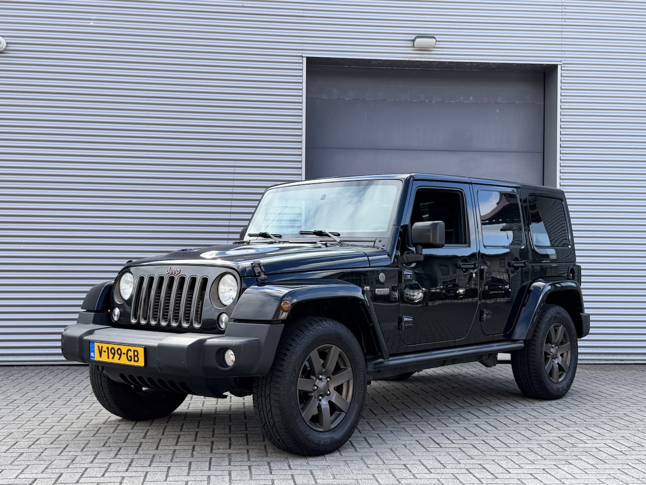 Jeep Wrangler - 2.8 CRD 75th Anniversary Aut. I Grijs kenteken - AutoWereld.nl