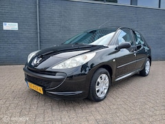 Peugeot 206 - 1.1 5-deurs/Apk 04-'27