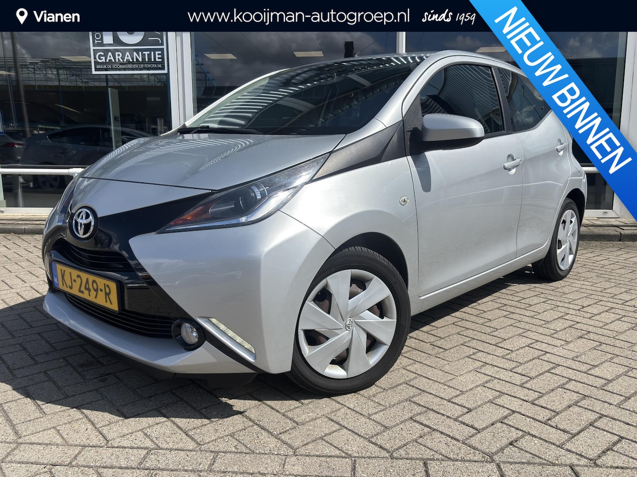 Toyota Aygo - 1.0 VVT-i x-play 1.0 VVT-i x-play - AutoWereld.nl