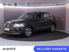 Volkswagen Tiguan - 1.4 TSI eHybrid Elegance 245 pk Automaat (DSG) | Navigatie | Parkeersensoren (Park assist)