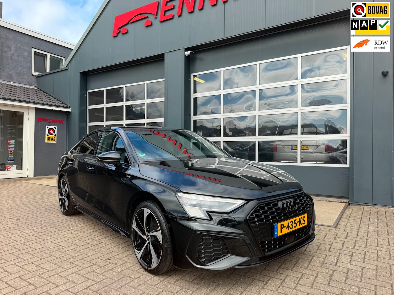 Audi A3 Limousine - 35 TFSI S edition S-Line / Matrix LED / Virtual / BTW / Black Pack . - AutoWereld.nl