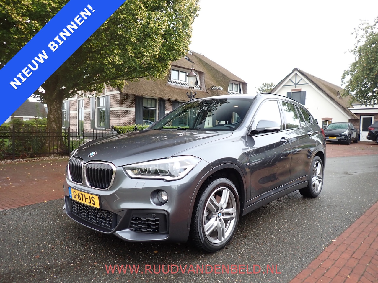 BMW X1 - sDrive20i M-PAKKET / CAMERA / PANODAK / SPORTSTOELEN / BLUETOOTH - AutoWereld.nl