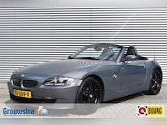 BMW Z4 - 2.0I INTRODUCTION / SPORTSTOELEN / LEDER / NW CABRIOKAP