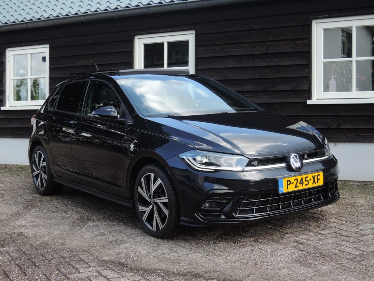 Volkswagen Polo - 1.0 TSI R-LINE Panorama dak IQ led - AutoWereld.nl