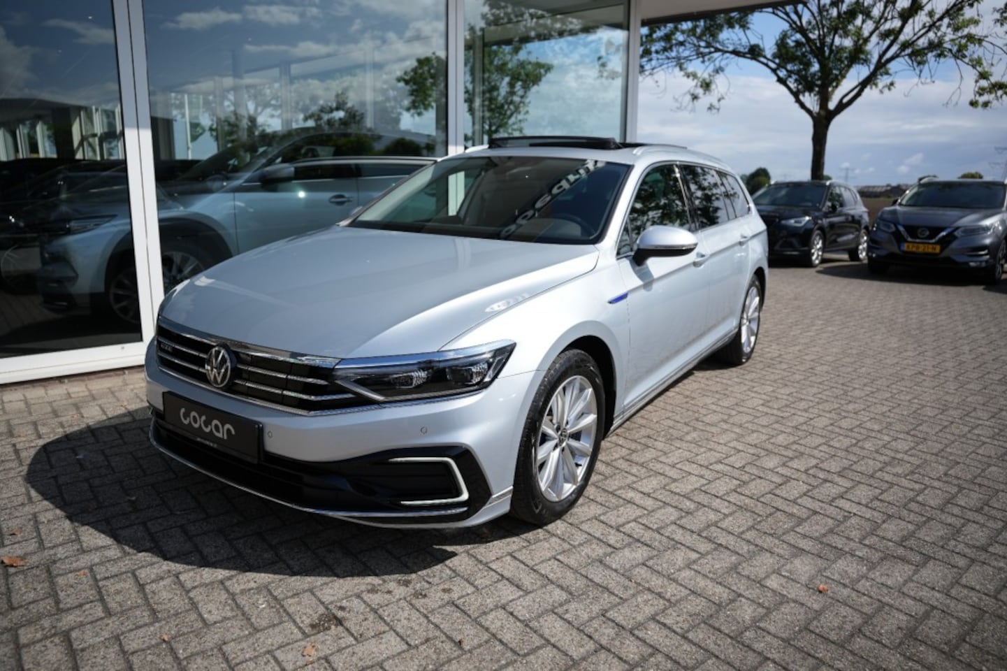 Volkswagen Passat - 1.4 TSI PHEV GTE Highline, Pano, Trekhaak,Carplay - AutoWereld.nl