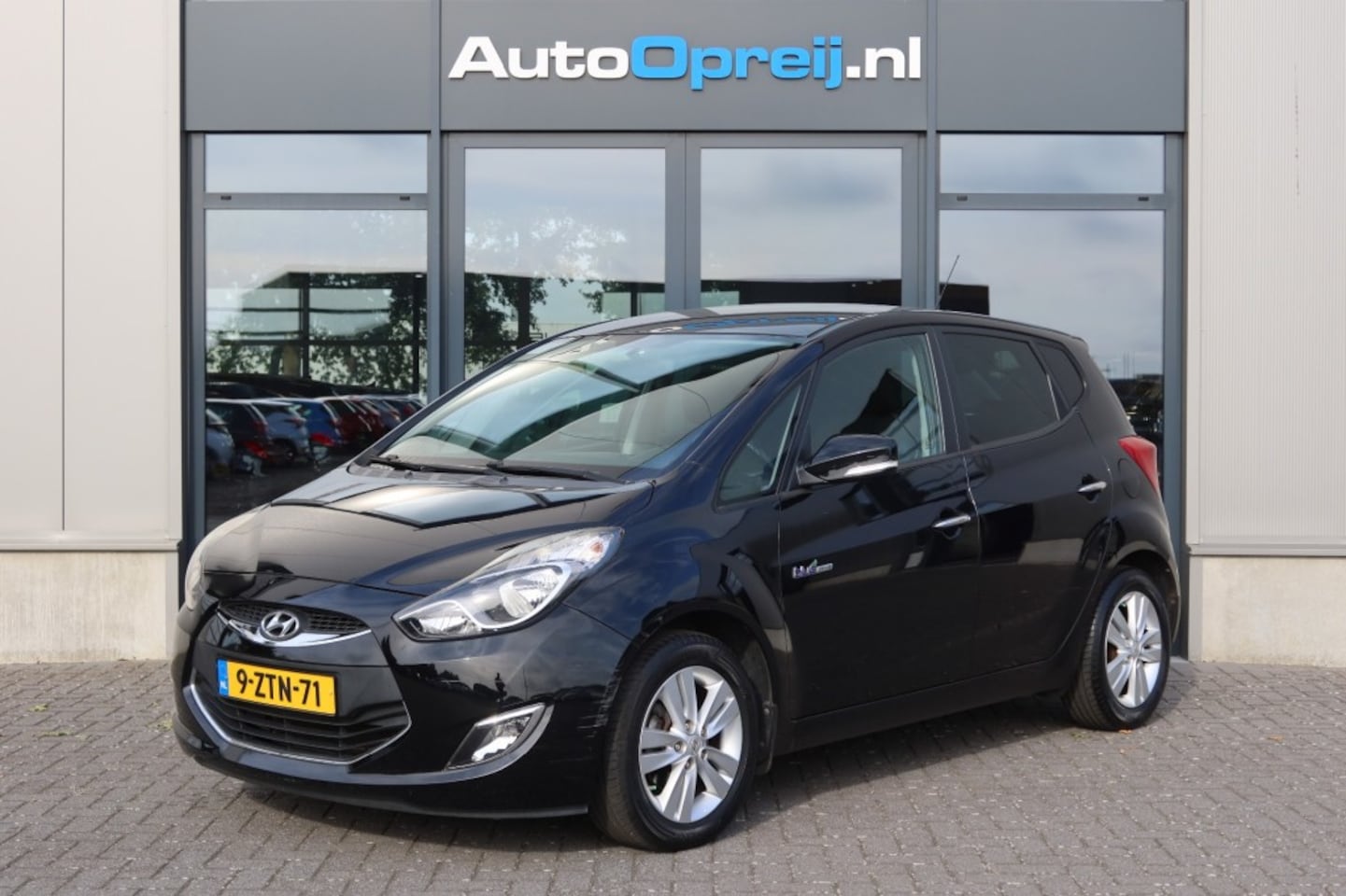 Hyundai ix20 - 1.4I GO! Airco, Navigatie, Camera - AutoWereld.nl