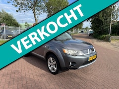 Mitsubishi Outlander - 2.4 Intense+ 7personen automaat