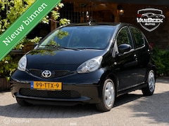 Toyota Aygo - 1.0-12V Sport