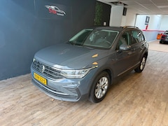 Volkswagen Tiguan - 1.5 TSI Life Business