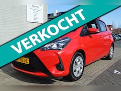 Toyota Yaris - 1.0 VVT-i Aspiration / CAMERA / BOVAG RIJKLAARPRIJS