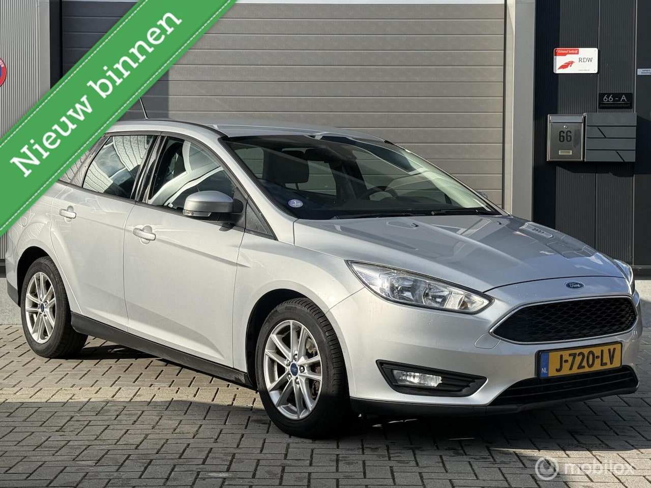 Ford Focus Wagon - 1.0 Titanium 1.0 Titanium - AutoWereld.nl