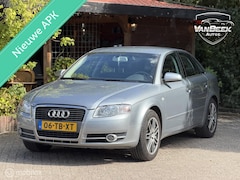 Audi A4 Limousine - 1.8 Turbo Pro Line Business
