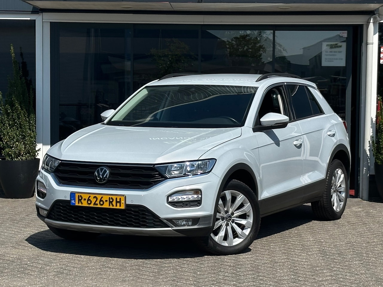 Volkswagen T-Roc - 1.5 TSI Sport - Uitstekend onderhouden - AutoWereld.nl