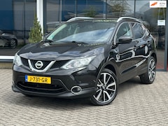 Nissan Qashqai - 1.2 Connect Edition / Pano / Camera / Lane assist