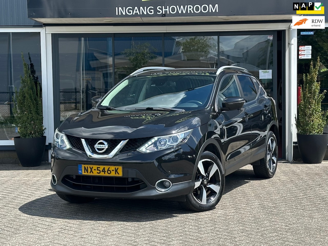 Nissan Qashqai - 1.2 N-Connecta / Nwe Apk / Pano / 360 Camera - AutoWereld.nl