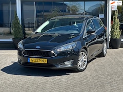 Ford Focus Wagon - 1.0 Lease Edition / Airco / Lage km stand