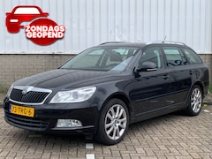 Skoda Octavia Combi - 1.4 TSI Greentech Elegance Business Line|Navigatie|Climate Control|