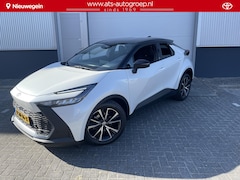 Toyota C-HR - 1.8 Hybrid 140 First Edition , Bi-tone pearl white/zwart dak, Groot navigatie, 26.000 km