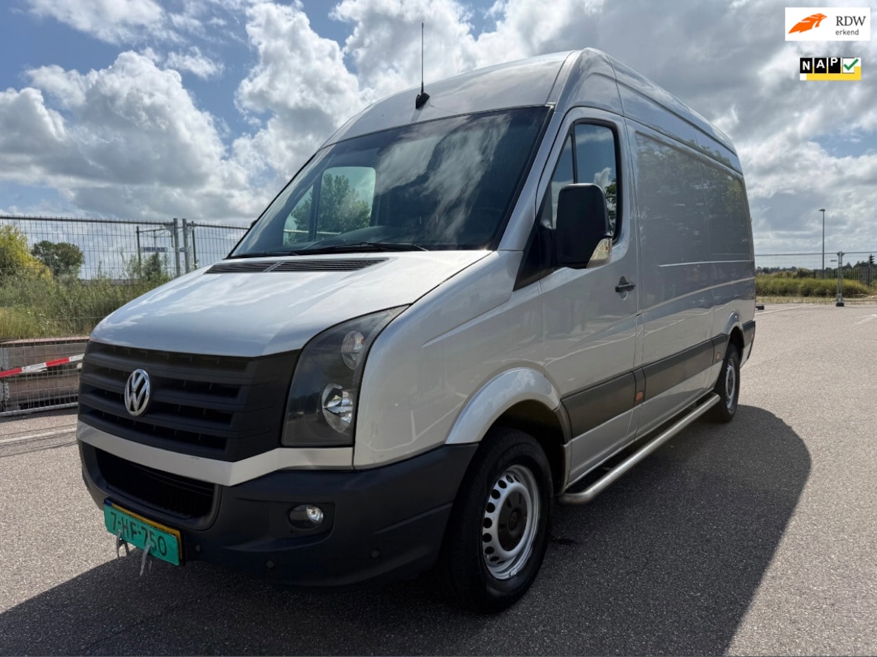 Volkswagen Crafter - 32 2.0 TDI L2H3 BM 32 2.0 TDI L2H3 BM - AutoWereld.nl
