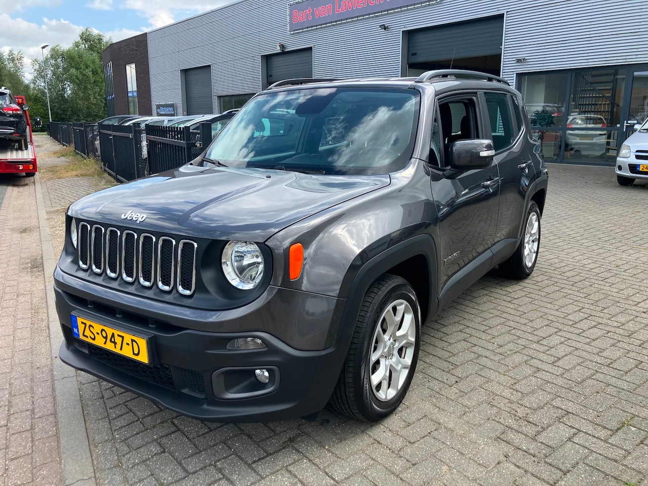 Jeep Renegade - 1.4 MultiAir Longitude 1.4 MultiAir Longitude - AutoWereld.nl