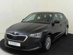 Skoda Scala - 1.0 TSI Active | Lane assist | Airco | Front assist | Carplay | DAB+ radio | LED koplampen